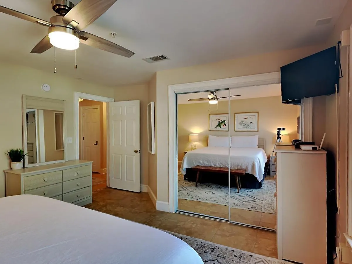 Crystal Dunes #107 Destin Apartment